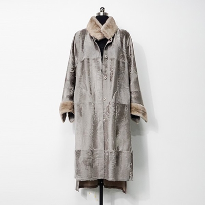 Fetal wool, mink collar coat 2202506-1